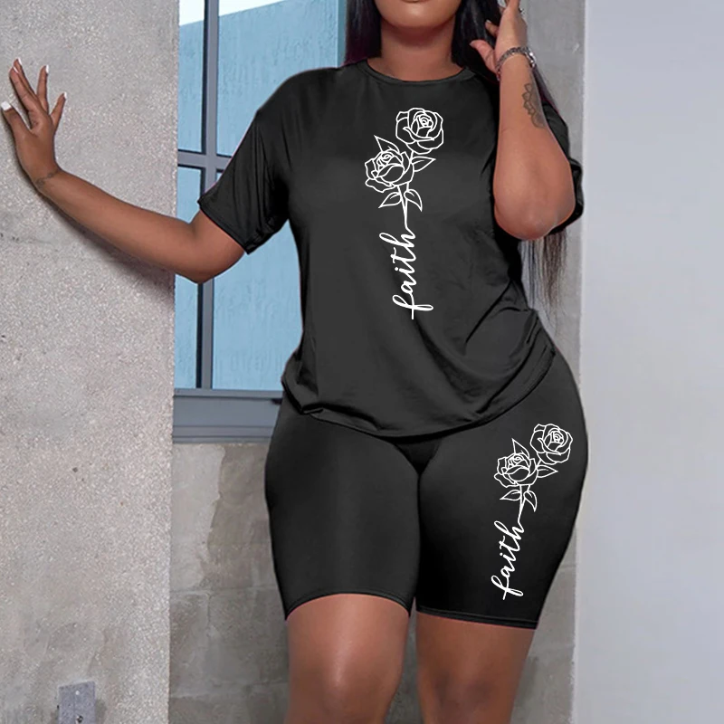 طقم رياضي نسائي مطبوع عليه كلم - مراجعة Home Gym Outfit وسعره